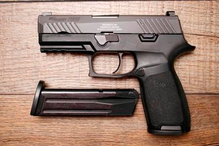 P320 CARRY 9MM POLICE TRADE-IN (VERY GOOD) CONDITION