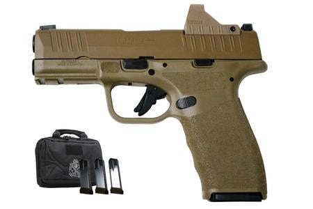 HELLCAT PRO 9MM 3.7` FDE OSP PAC 3 MAGS AND OPTIC