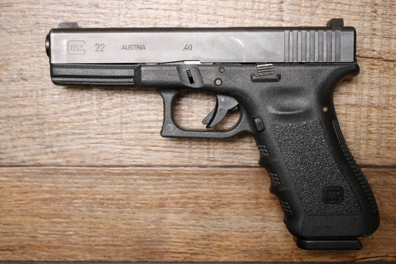 Glock 22 Gen3 40 S&W Police Trade-In Pistol