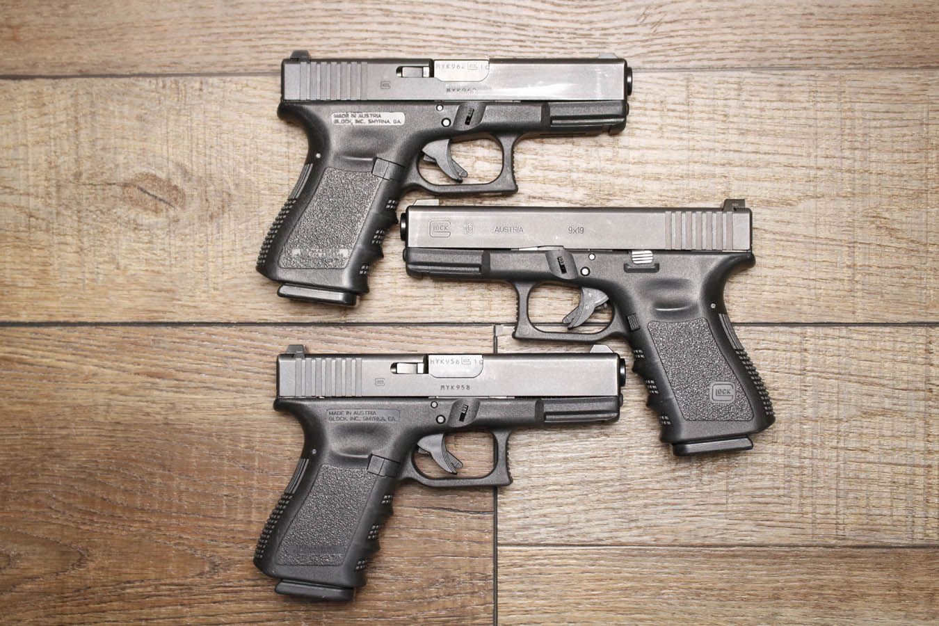 Glock 19 Gen 3 9mm Police Trade-In Pistol with Night Sights (Fair Condition)