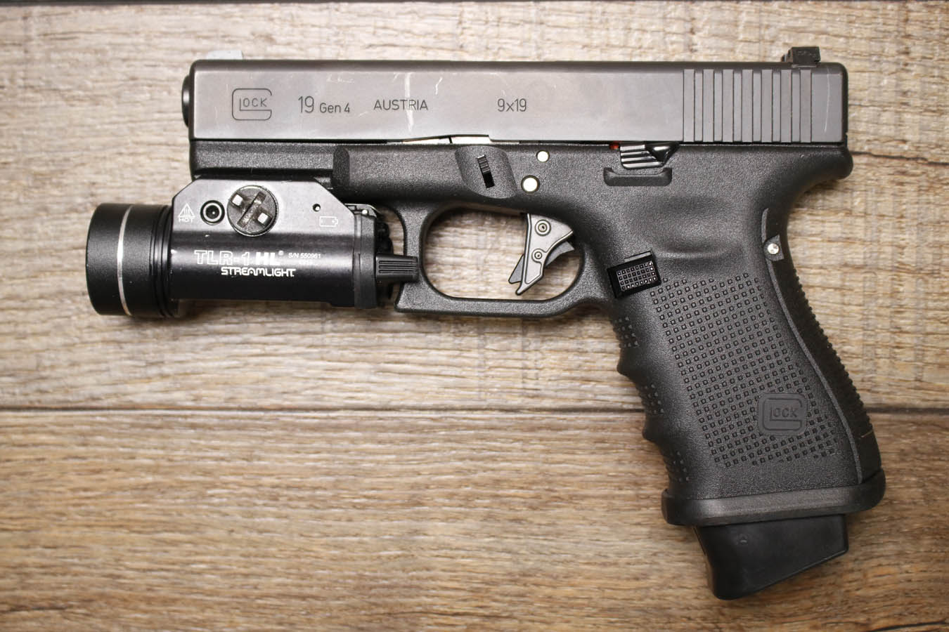 Glock 19 Gen 4 9mm Police Trade-In Pistol with Streamlight TLR-1 HL
