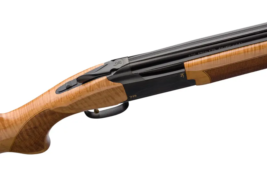 BROWNING FIREARMS Citori 725 Sporting Maple 12 Gauge Over/Under Shotgun with 30 Inch Barrel