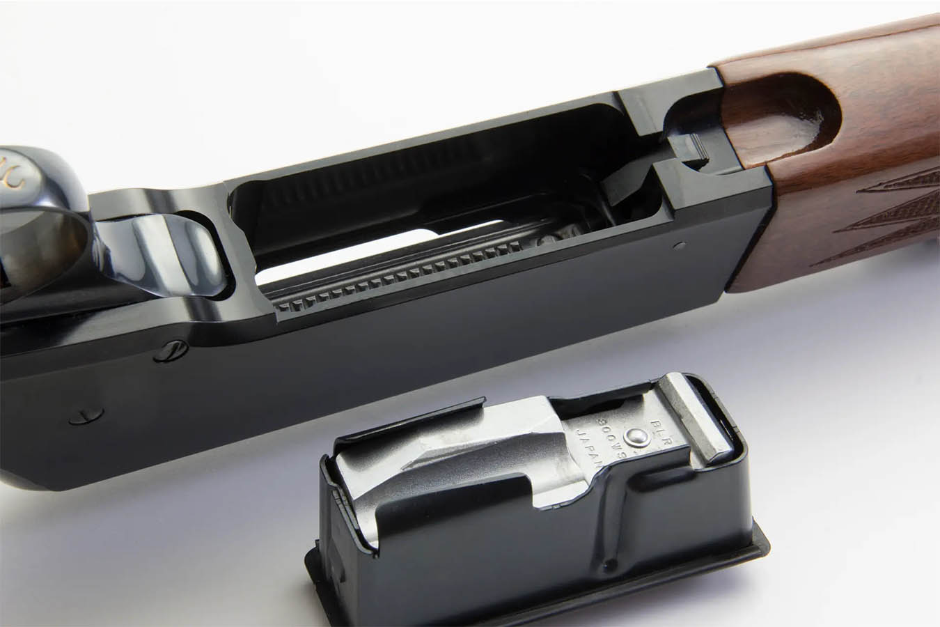 BROWNING FIREARMS BLR Lightweight 81 30-06 Springfield Lever-Action Rifle with Straight Grip Walnut Stock
