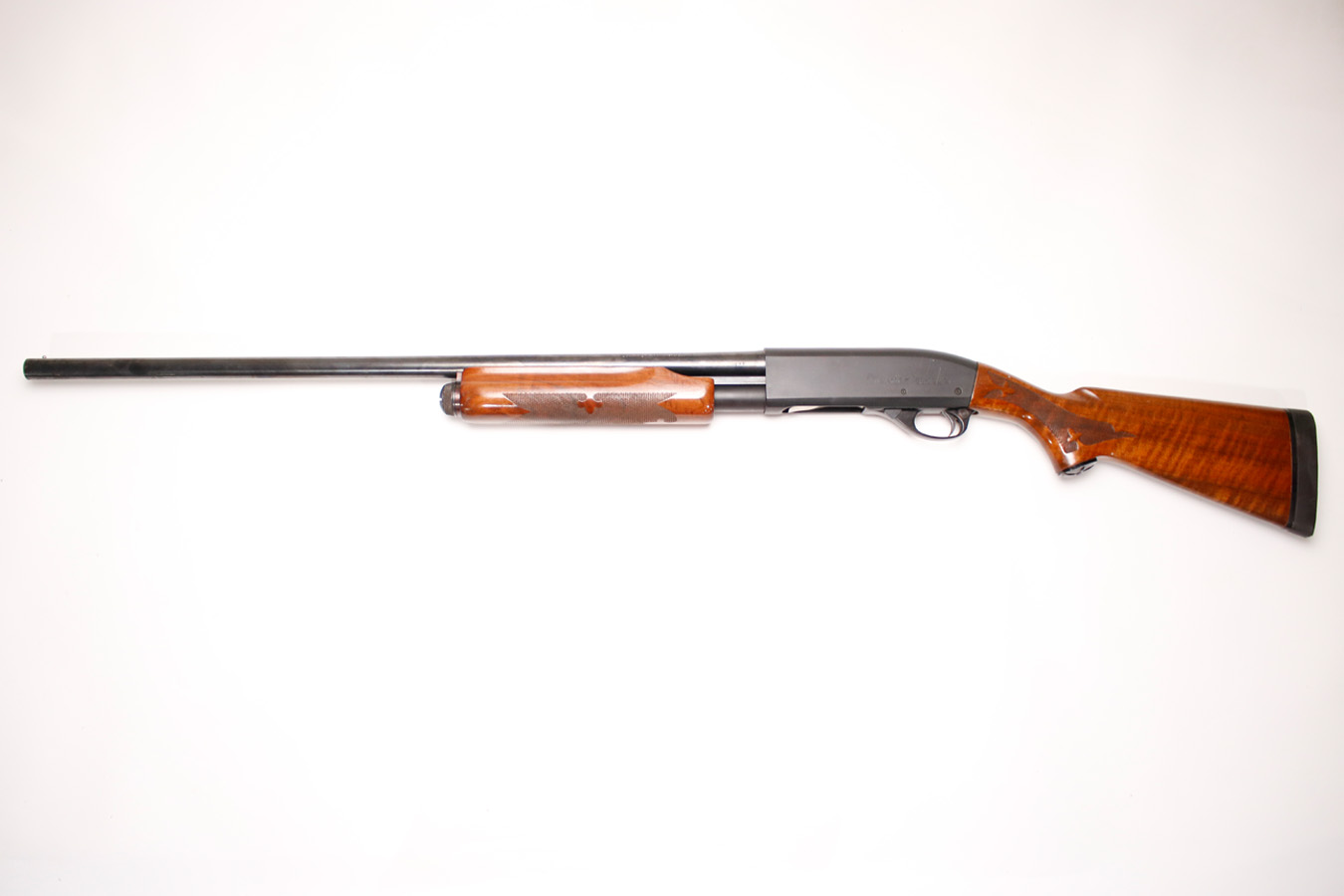 REMINGTON 870 Wingmaster 12-Gauge Pump-Action Shotgun