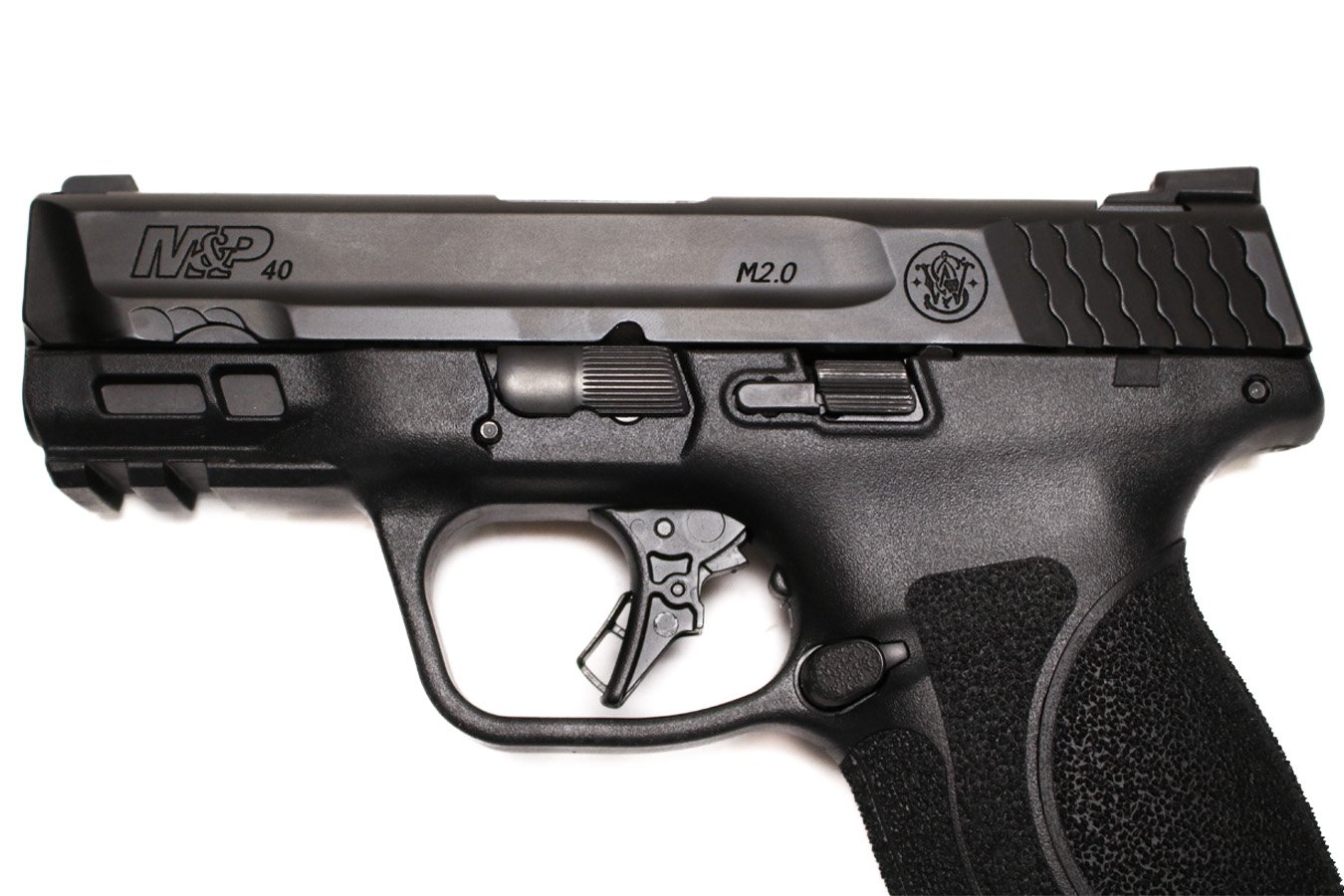 SMITH AND WESSON M&P40 M2.0 Compact 40 S&W Law Enforcement Used Firearm with Night Sights, 3 Magazines and Original Box.