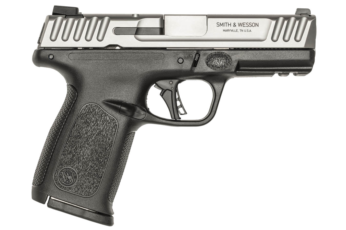 SMITH AND WESSON SD40 2.0 40 S&W Pistol with 4 Inch Barrel and Black and Gray Finish