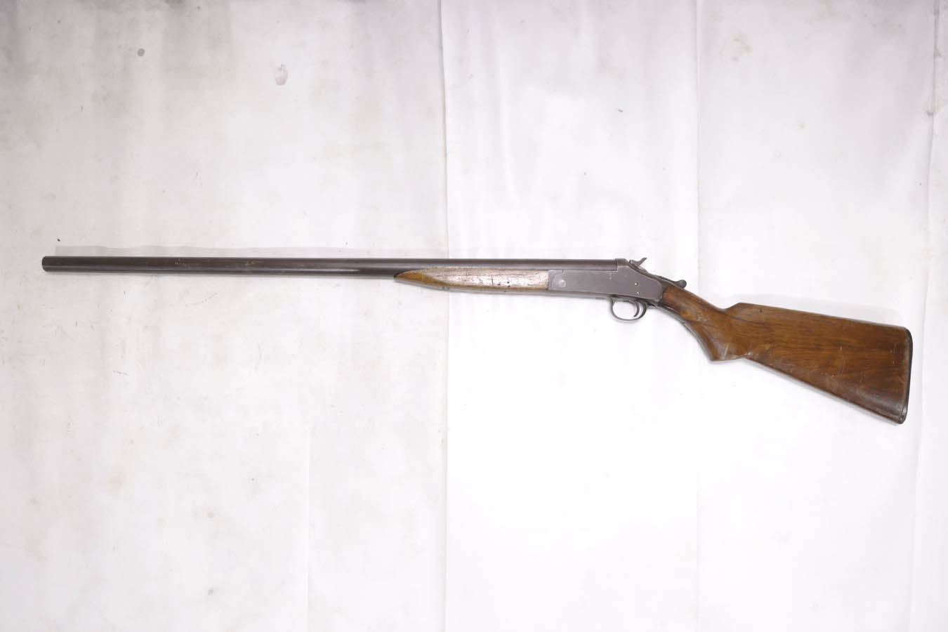 HARRINGTON  RICHARDSON 12 Gauge Single Shot Police Trade-In Shotgun