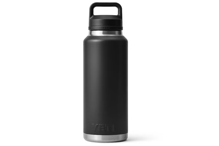 YETI COOLERS 46Oz Rambler Chug Bottle, Black