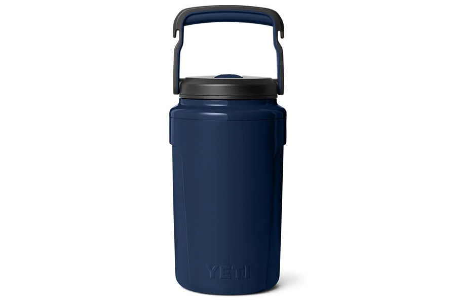 YETI COOLERS Silo Half Gallon Jug with Straw Navy