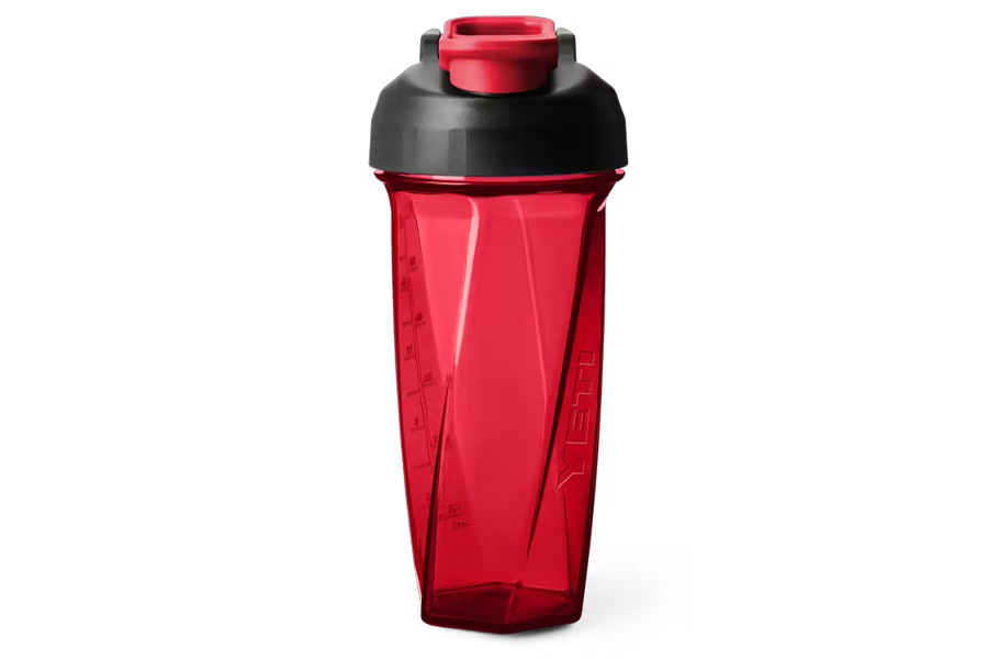 YETI COOLERS Yonder 27 Oz Shaker Bottle Resuce Red