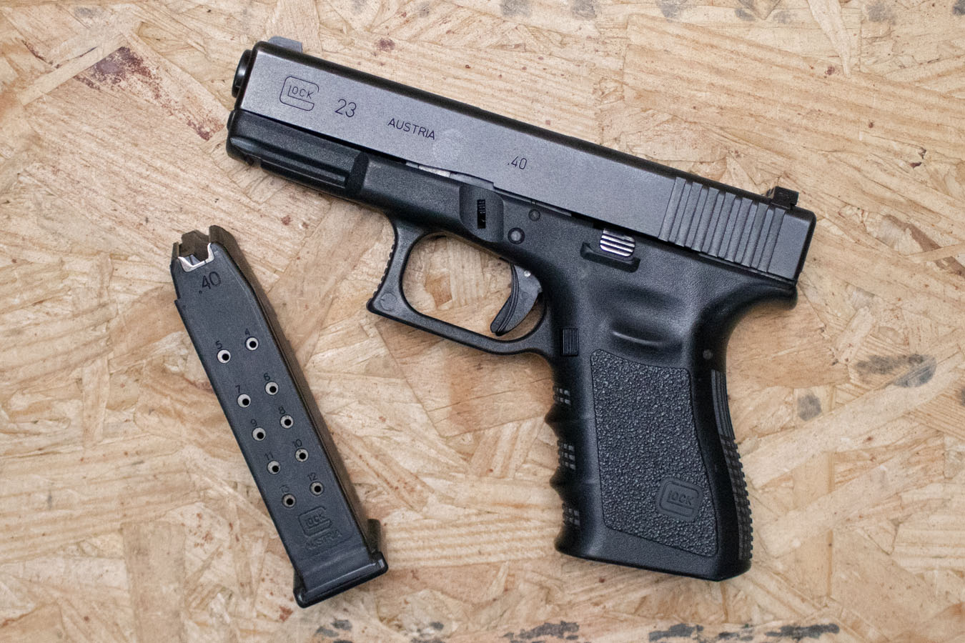 Glock 23 Gen3 40 S&W Police Trade-In Pistol | Sportsman's Outdoor ...