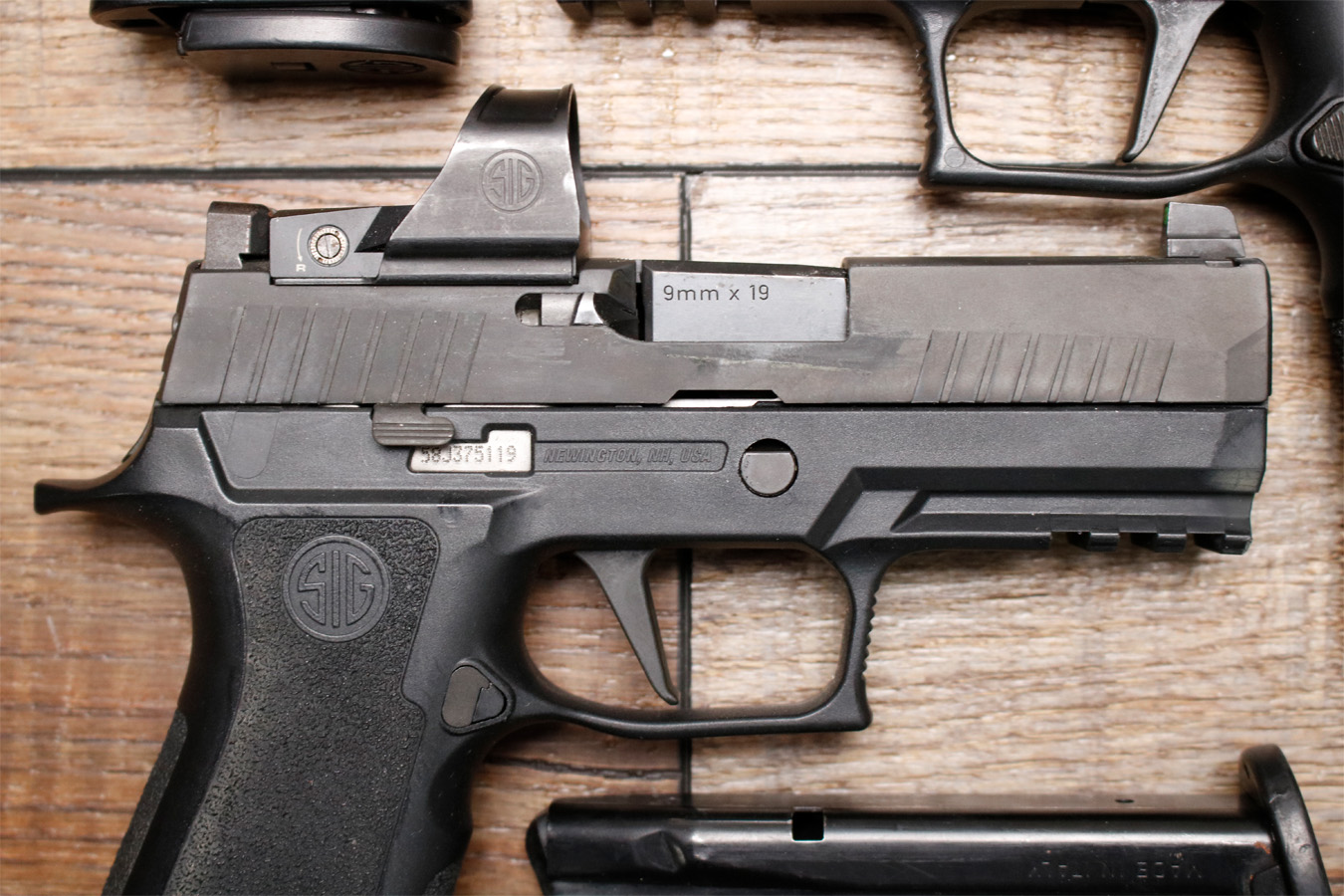 SIG SAUER P320 X Carry 9mm Police Trade-In Pistol (Very Good Condition) with Romeo1 Pro