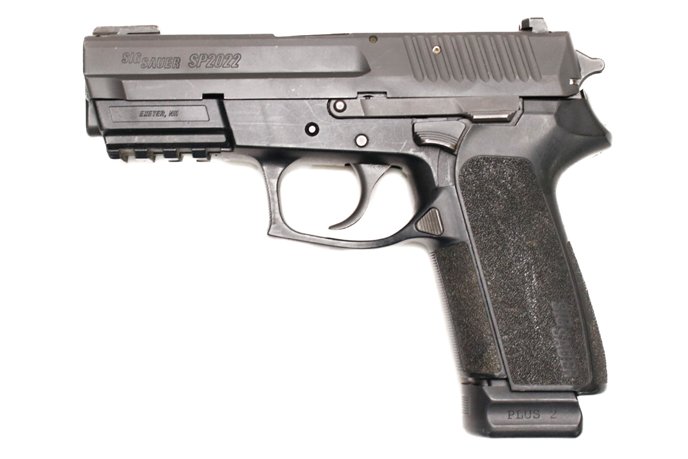 SIG SAUER SP2022 9mm Police Trade-In Pistol with Five Magazines