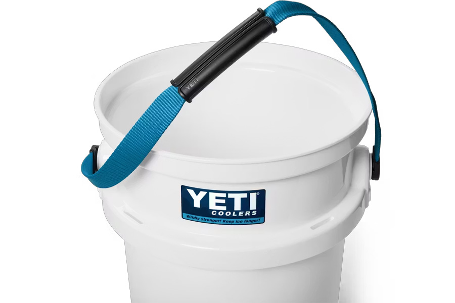 YETI COOLERS Loadout Bucket 20th Anniversary white Blue