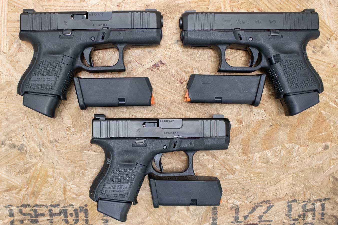 GLOCK 26 Gen5 9mm Police Trade-In Pistols with Night Sights (Very Good Condition)