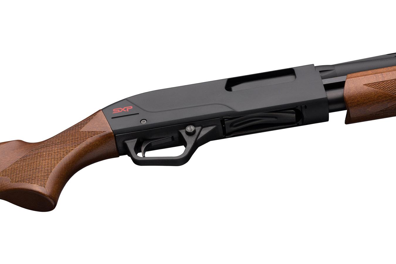 WINCHESTER FIREARMS SXP Field Compact 20 Gauge Pump-Action Shotgun with 24-Inch Barrel