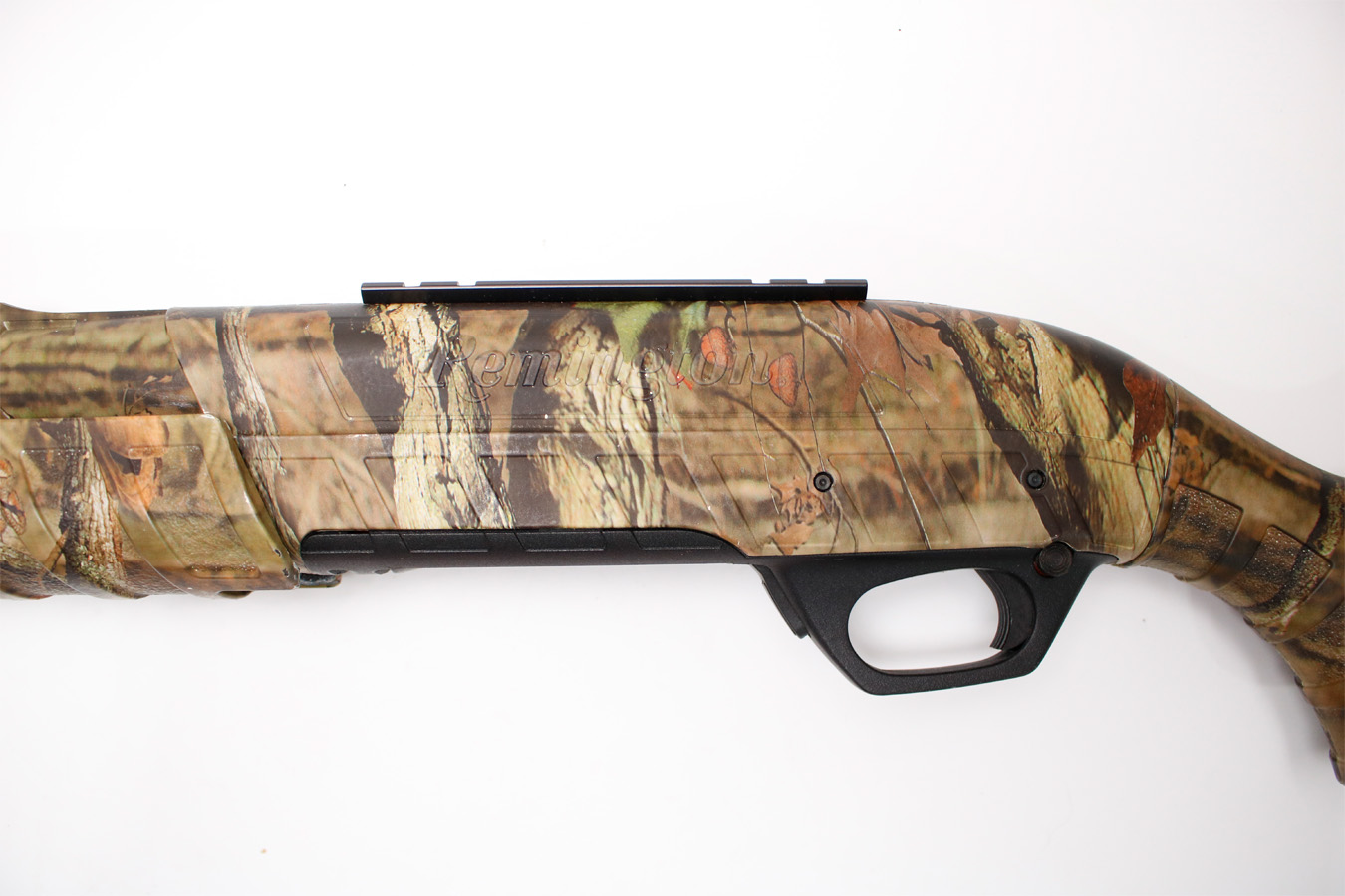 REMINGTON M887 Nitromag 12-Gauge Police Trade-in Pump Shotgun with Camo Finish