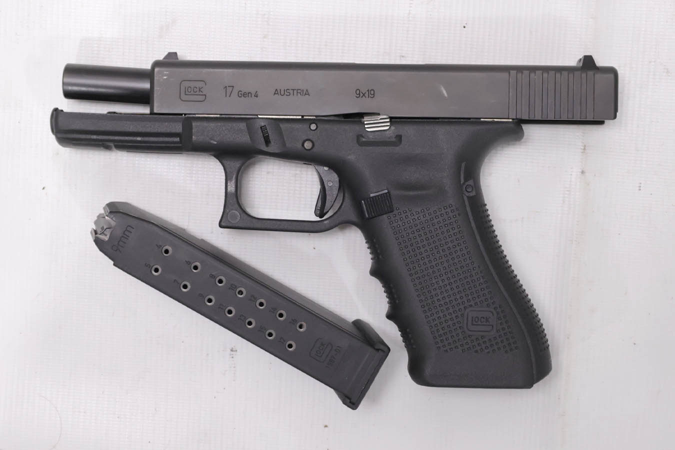 GLOCK 17 GEN4 9MM Police Trade-In Pistol