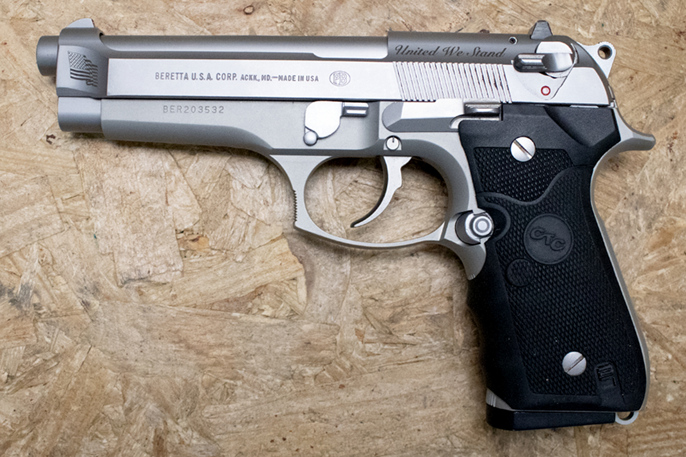 BERETTA 92FS 9MM PISTOL