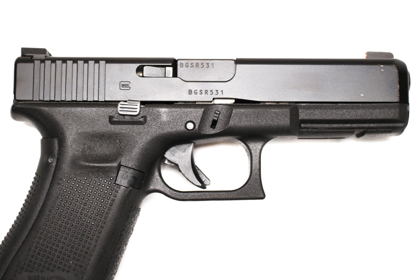 GLOCK 17 Gen 5 9mm Police Trade-In Pistol with Case