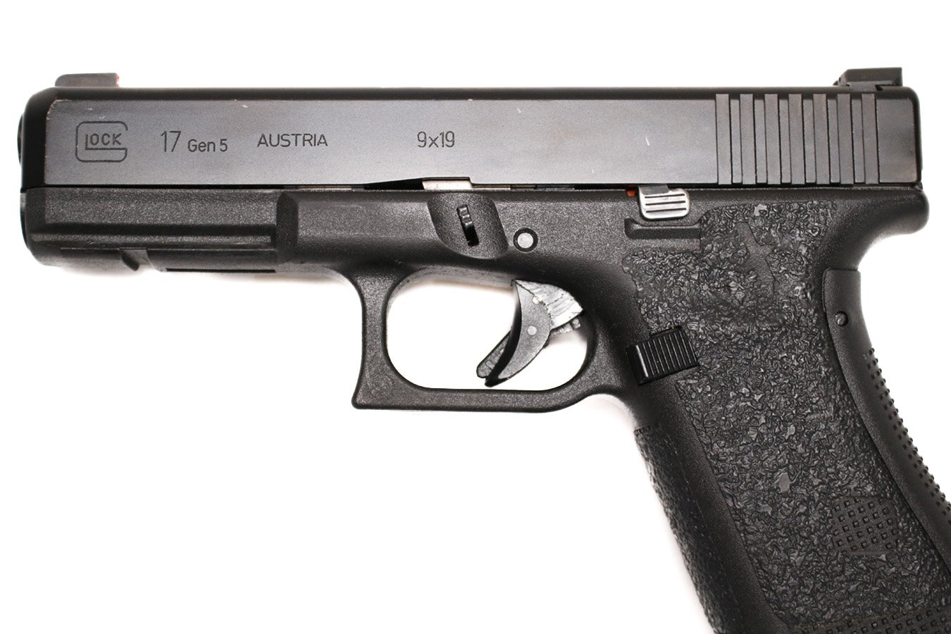 GLOCK 17 Gen 5 9mm Police Trade-In Pistol with Case