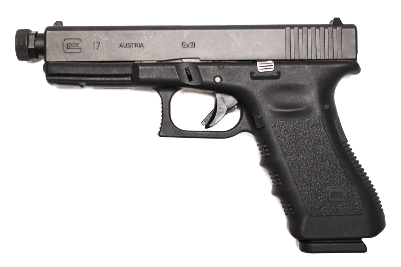 GLOCK 17 Gen3 9mm Police Trade-In Pistol with Threaded Barrel