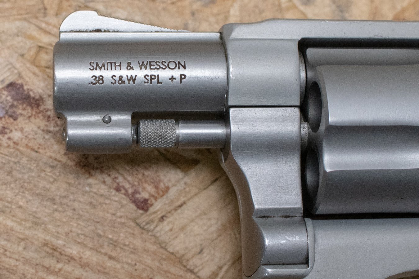 SMITH AND WESSON 642-2 Airweight 38 Special+P Police Trade-In Revolver with Enclosed Hammer