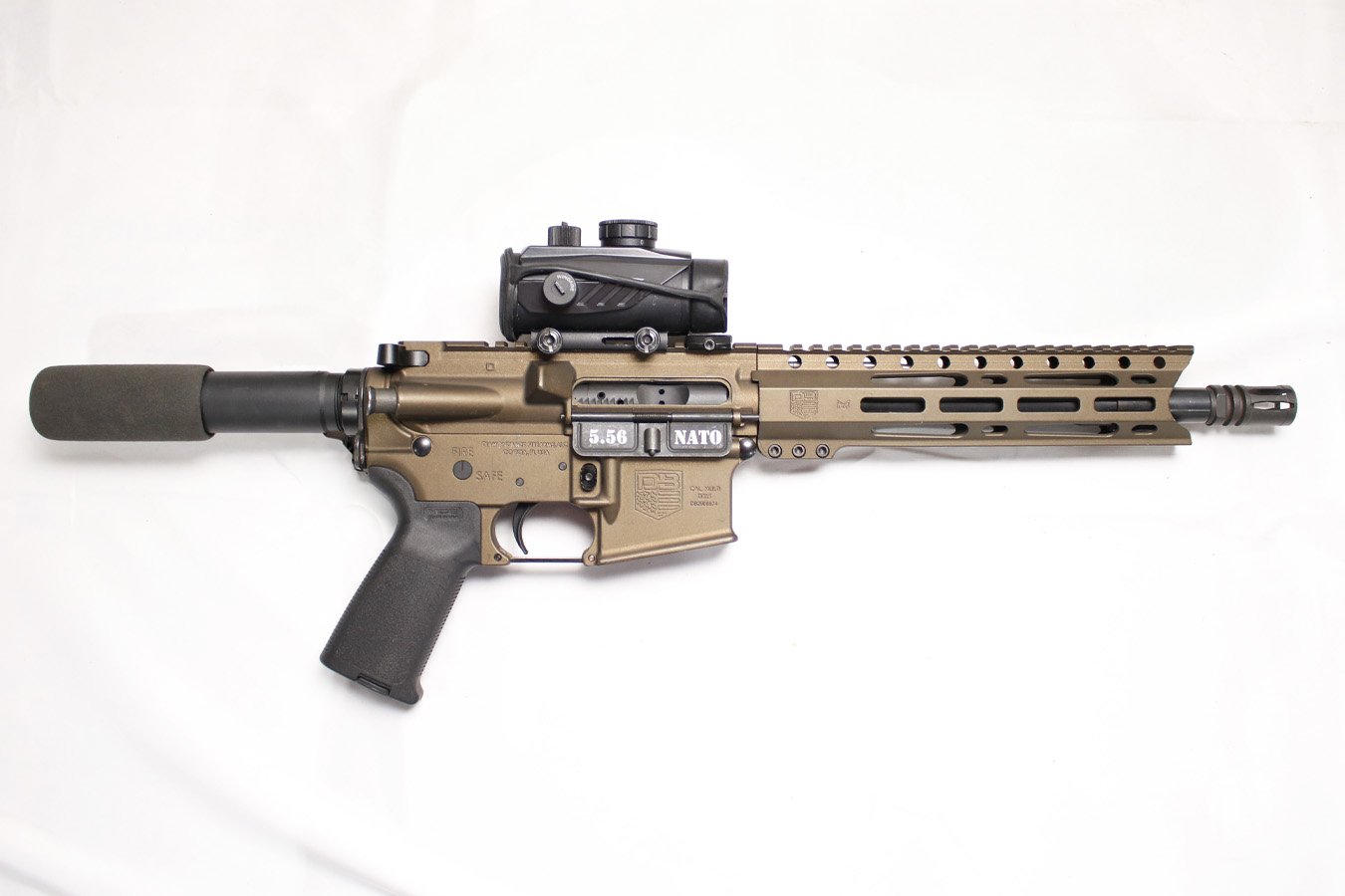 DIAMONDBACK DB15 5.56mm Police Trade-in AR PIstol with Red Dot