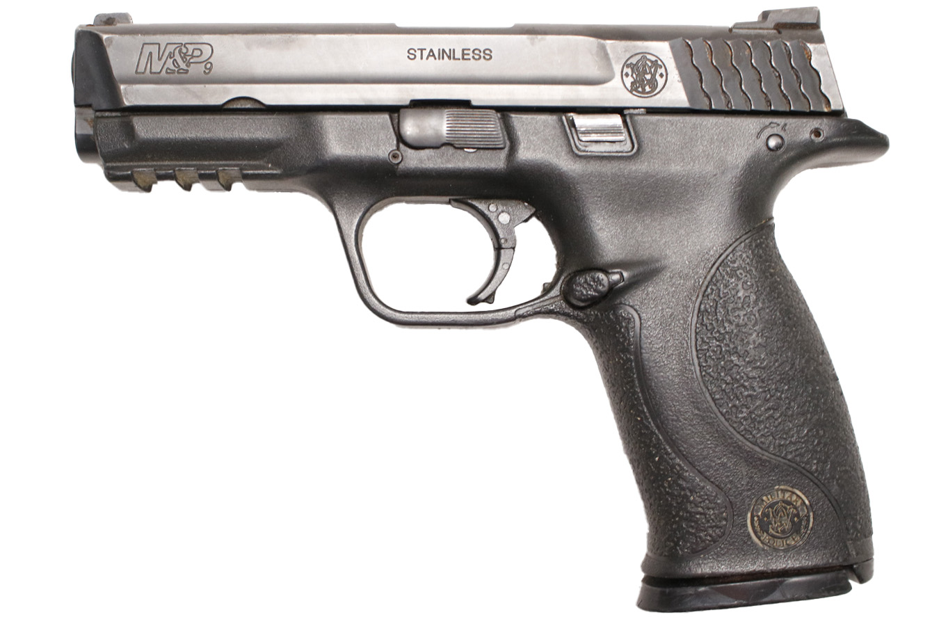 SMITH AND WESSON M&P9 9MM Police Trade-in Pistol