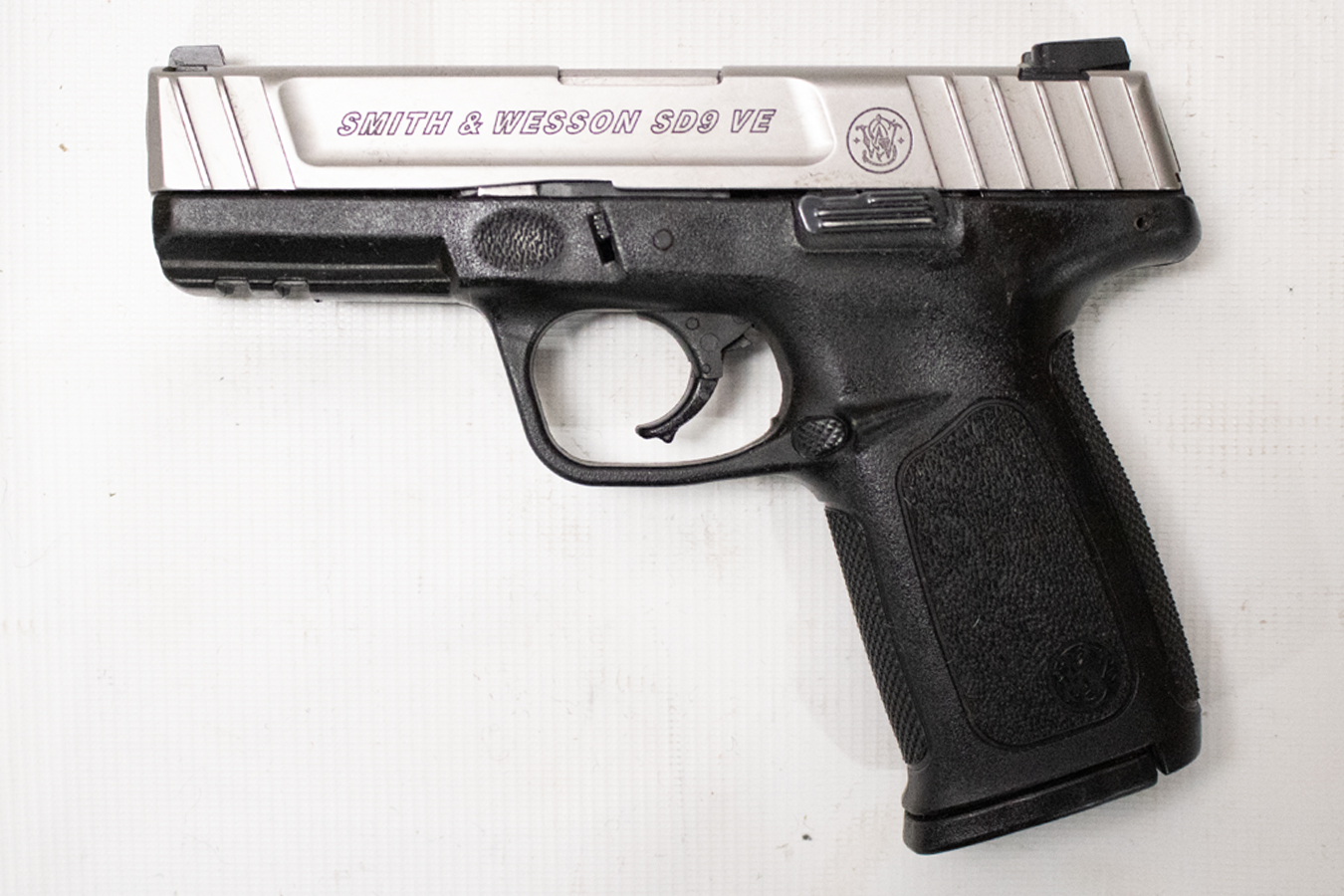 SMITH AND WESSON SD9VE 9mm Police Trade-in Pistol