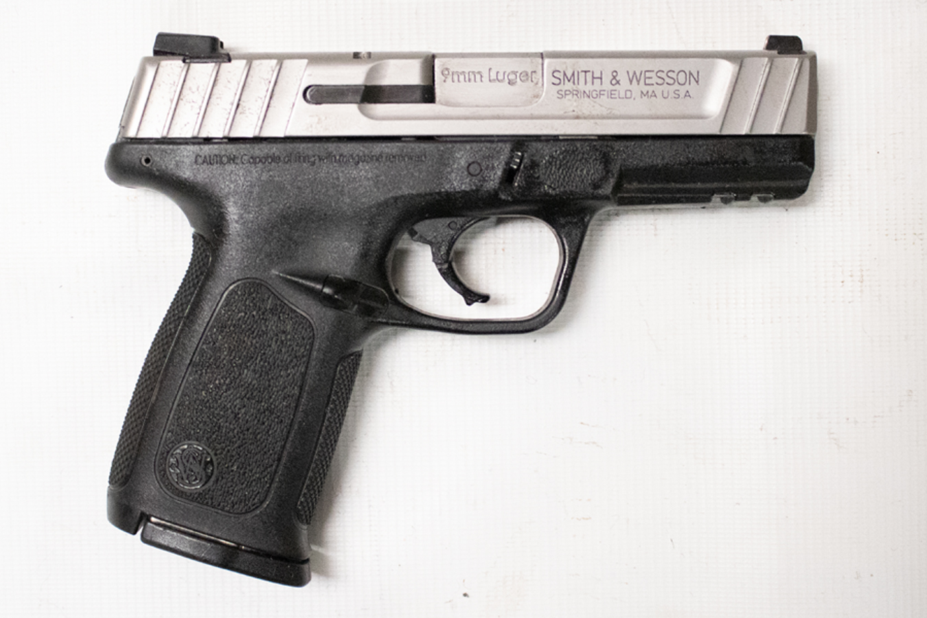 SMITH AND WESSON SD9VE 9mm Police Trade-in Pistol