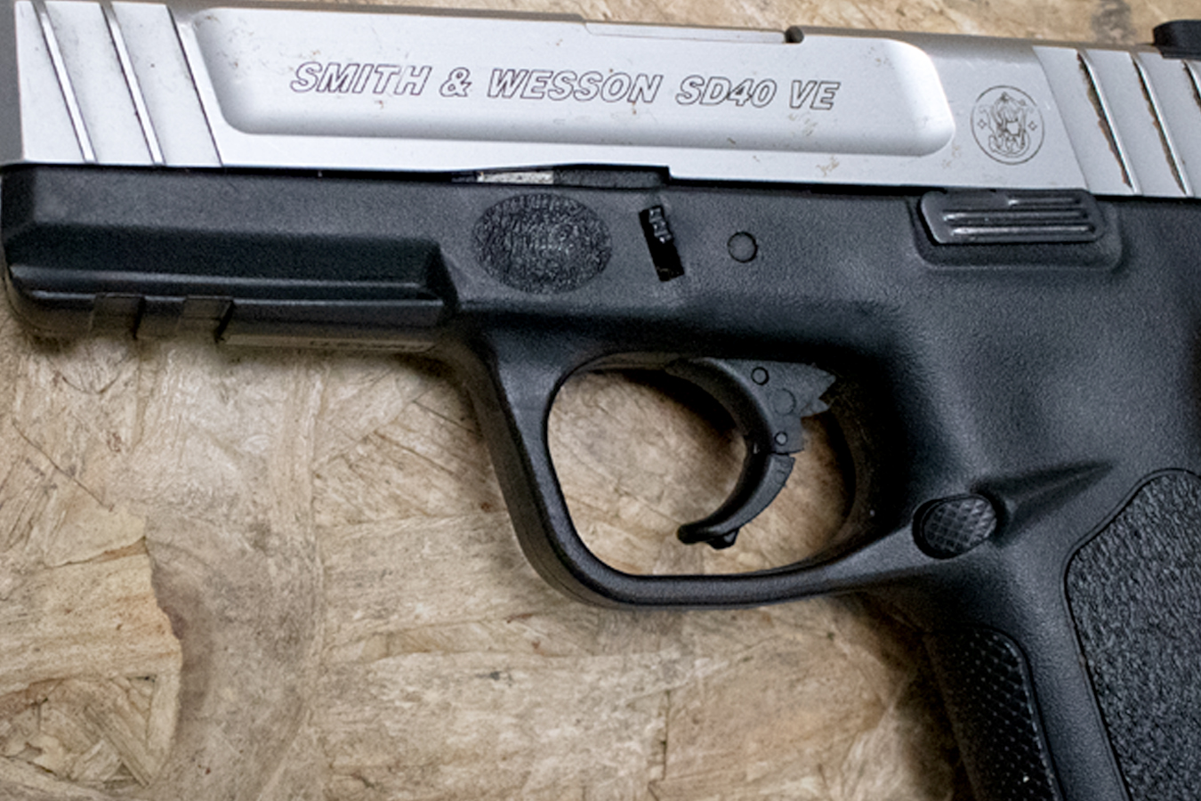 SMITH AND WESSON SD40VE 40 S&W Police Trade-in Pistol