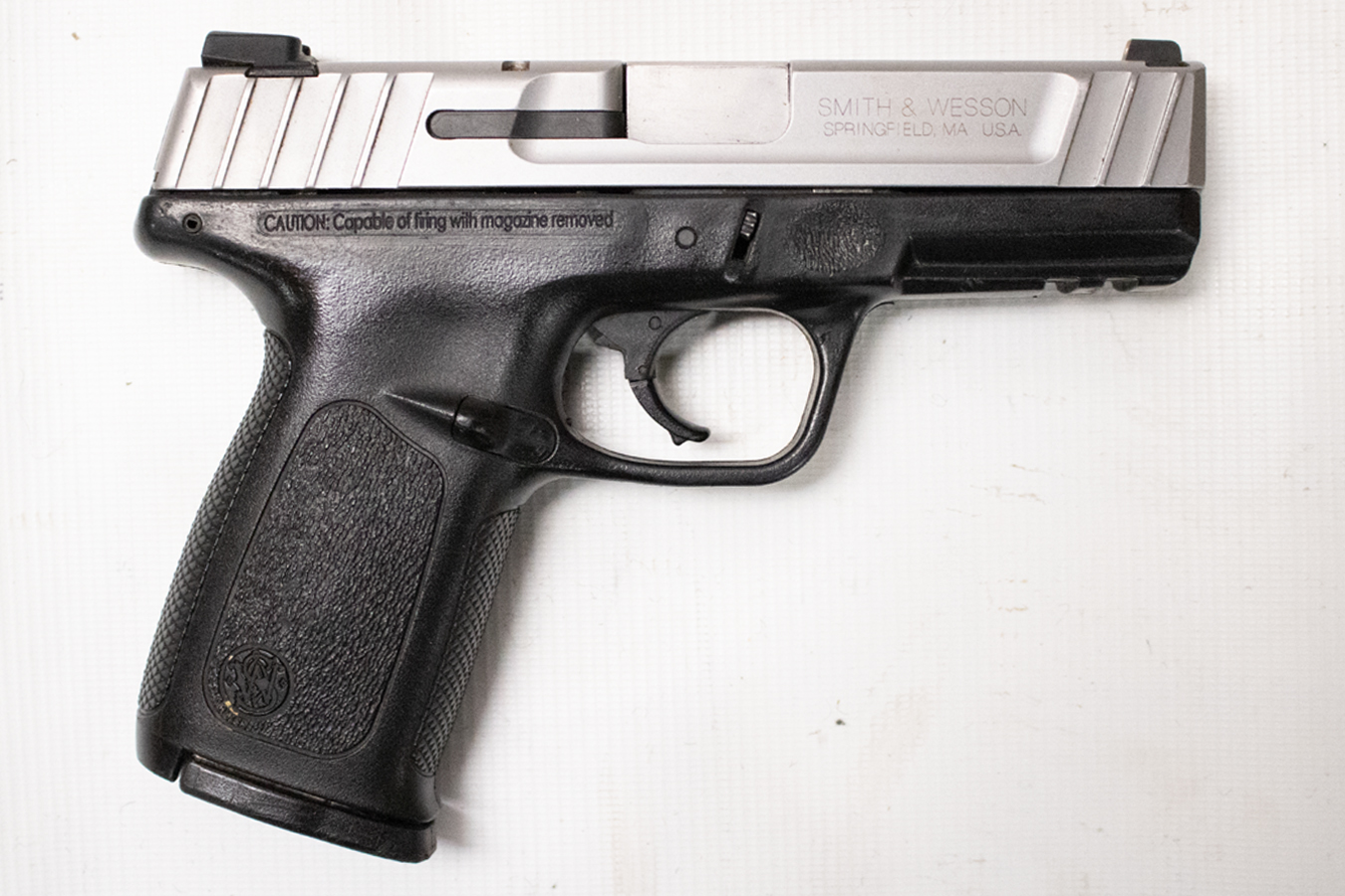 SMITH AND WESSON SD9VE 9mm Police Trade-in Pistol