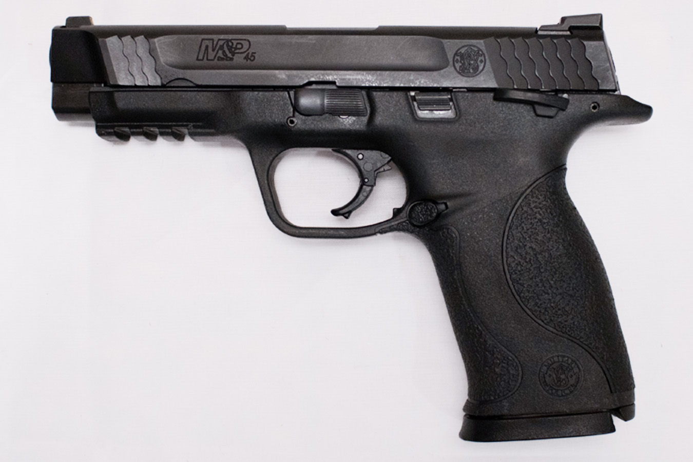 SMITH AND WESSON M&P 45 45ACP Police Trade-In Pistol with Manual Safety