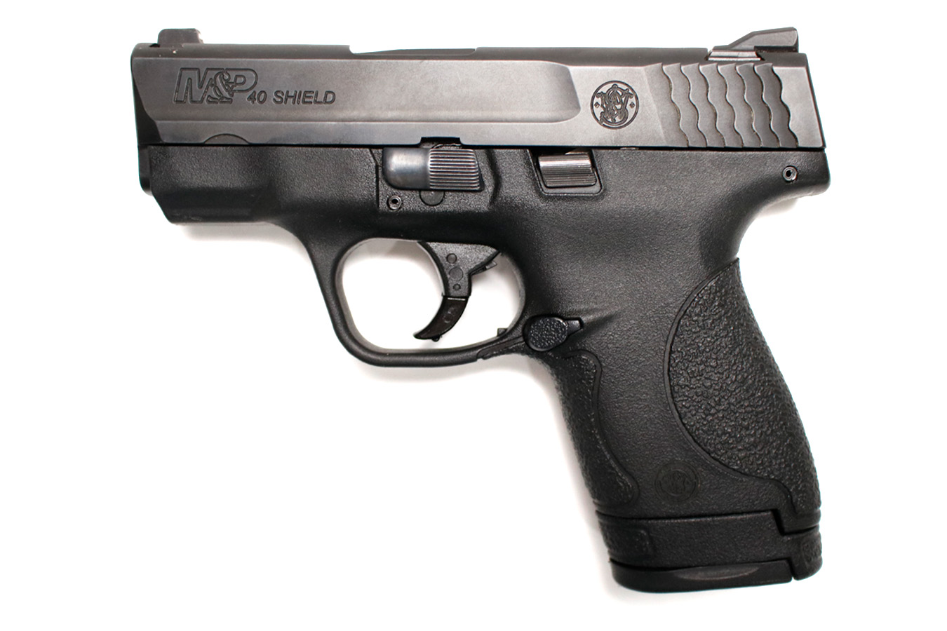 SMITH AND WESSON M&P40 Shield 40 S&W Police Trade-In Pistol