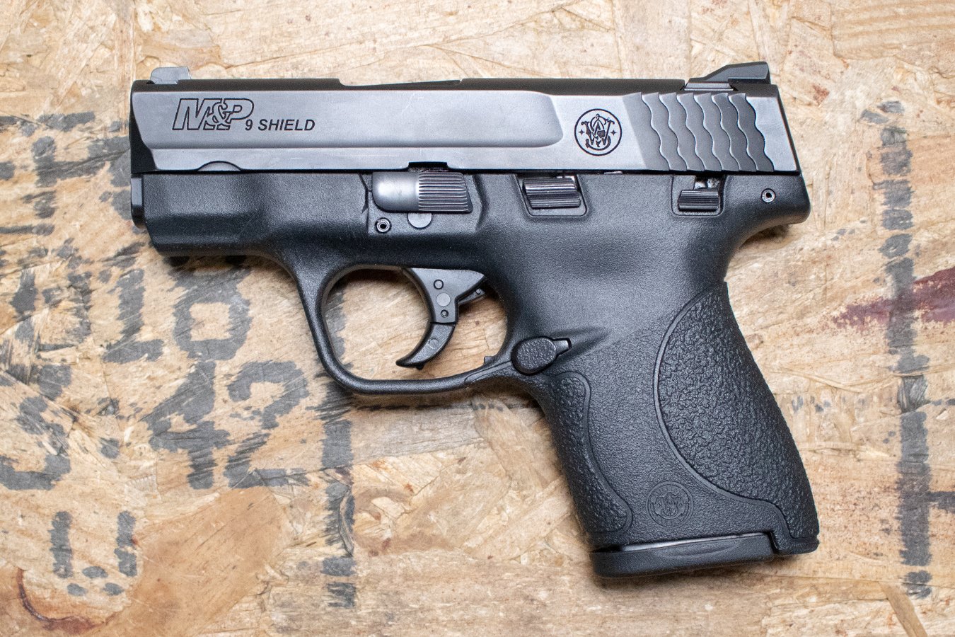 SMITH AND WESSON M&P9 Shield 9mm Police Trade-In Pistol