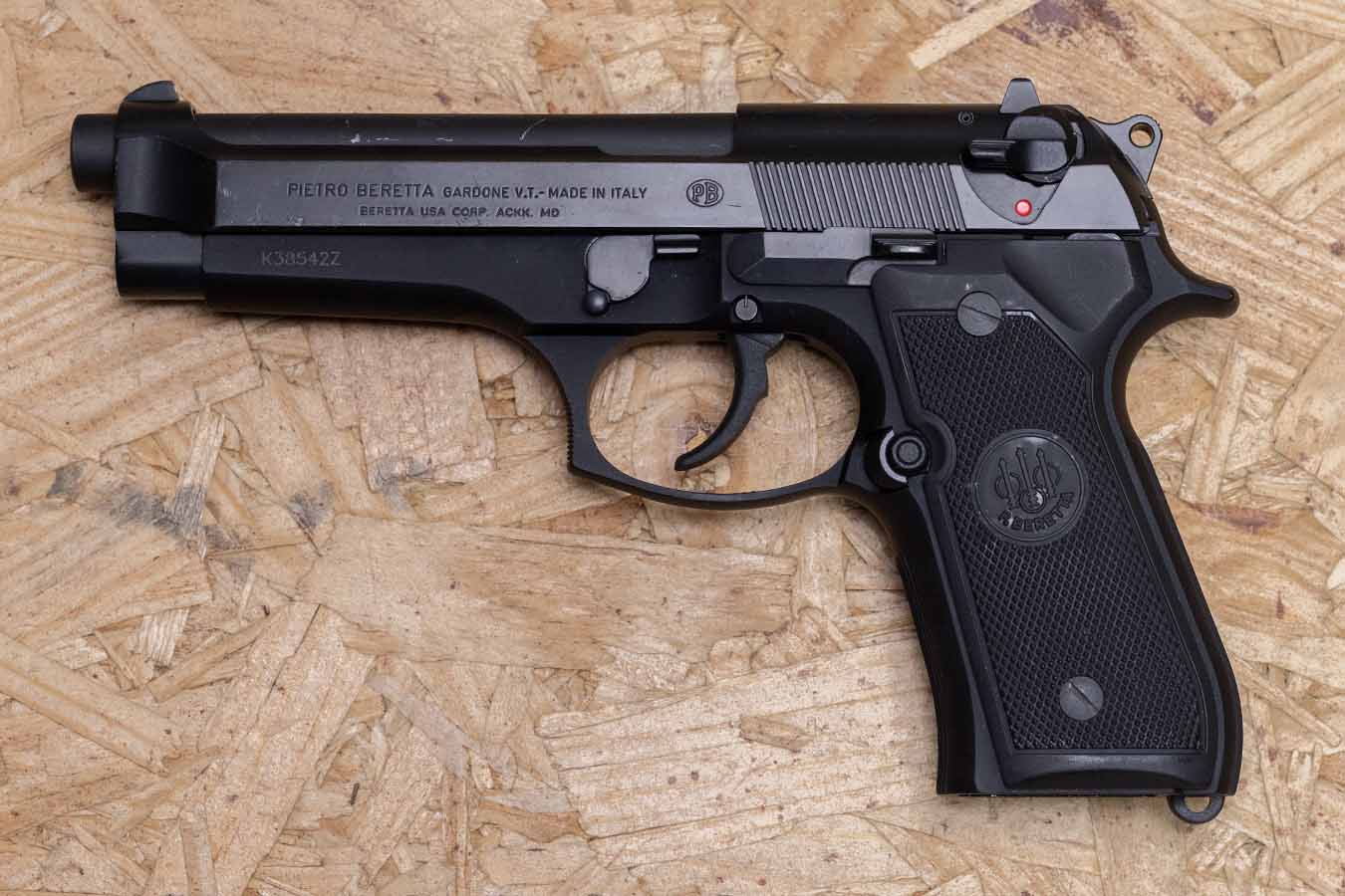 BERETTA 92FS 9mm Police Trade-In Pistol (Magazine Not Included)