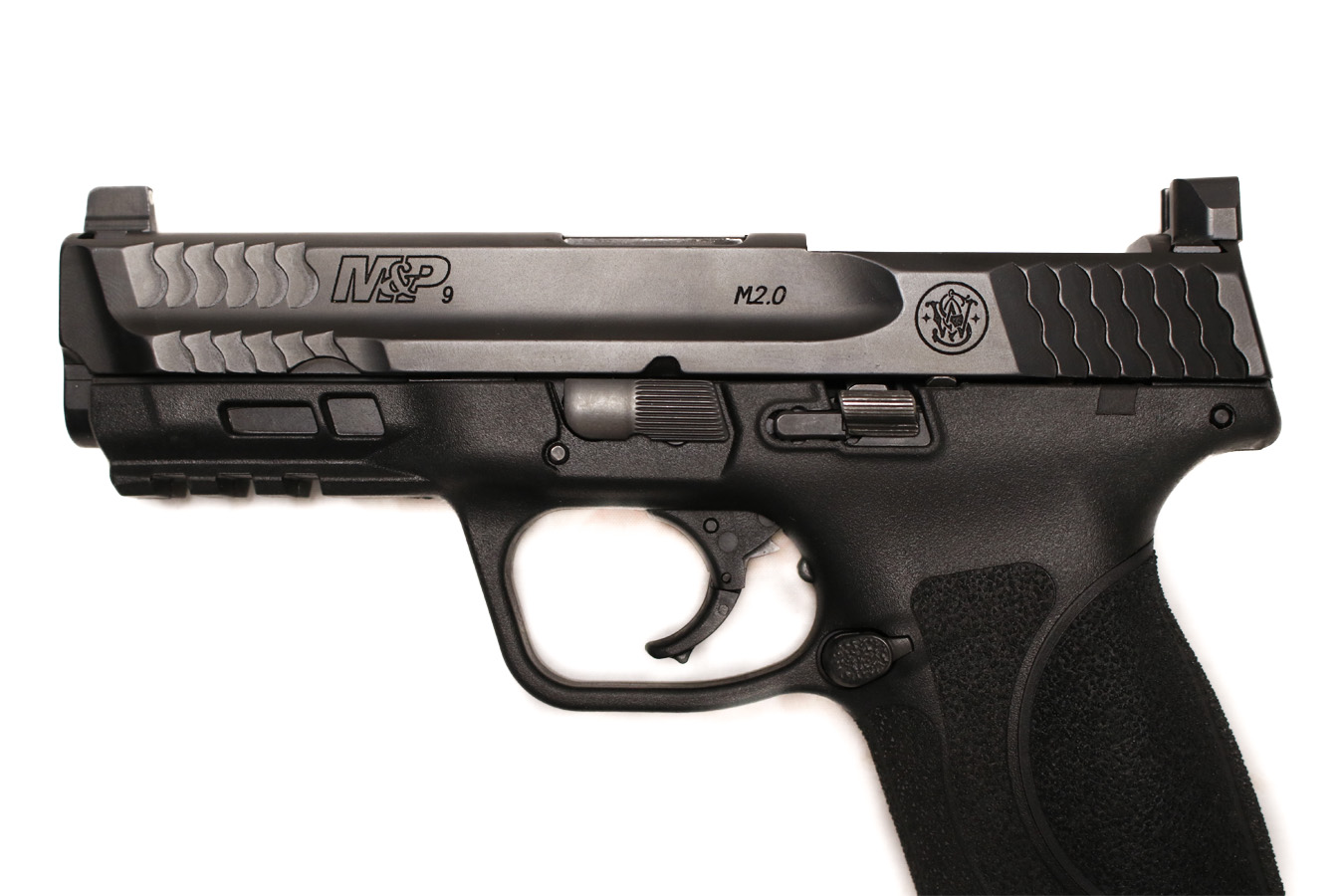 SMITH AND WESSON M&P9 M2.0 9mm Optic Ready Used Law Enforcement Sample Pistol with Suppressor Height Night Sights