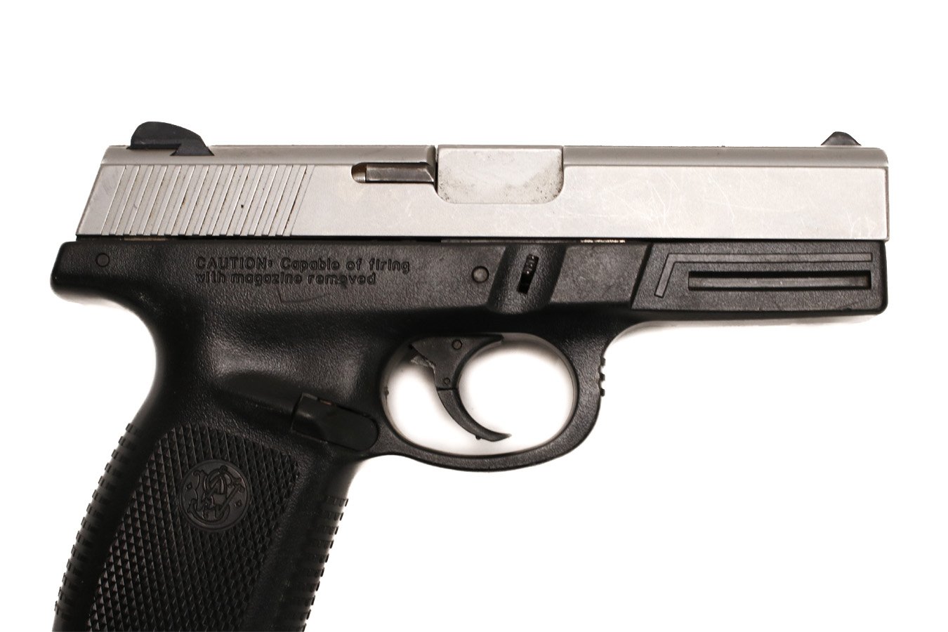 SMITH AND WESSON SW40VE 40 S&W Police Trade-In Pistol