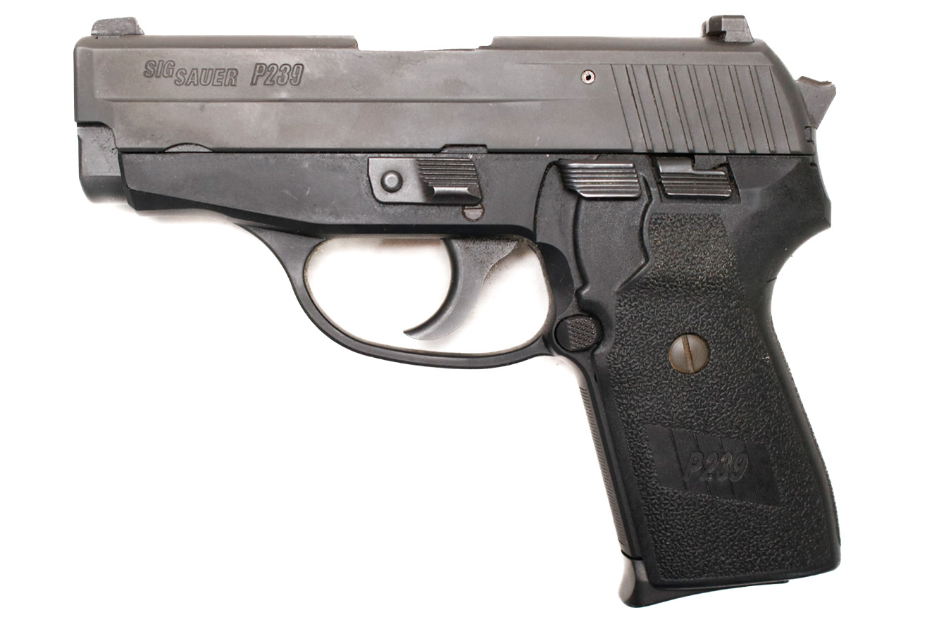 SIG SAUER P239 40 S&W Police Trade-In Pistol