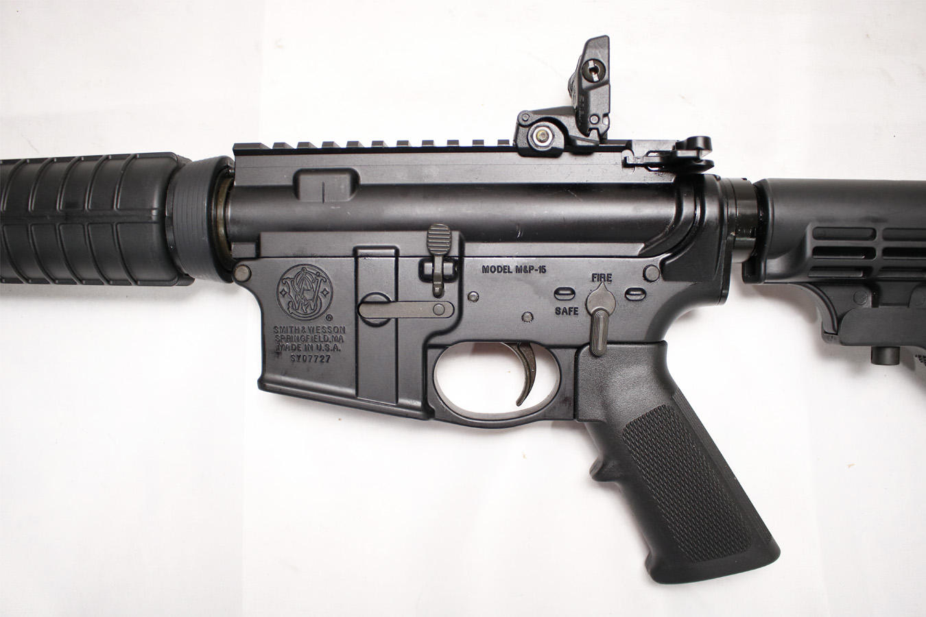 SMITH AND WESSON MP15 5.56mm Semi-Automatic Police Trade-in Rifle