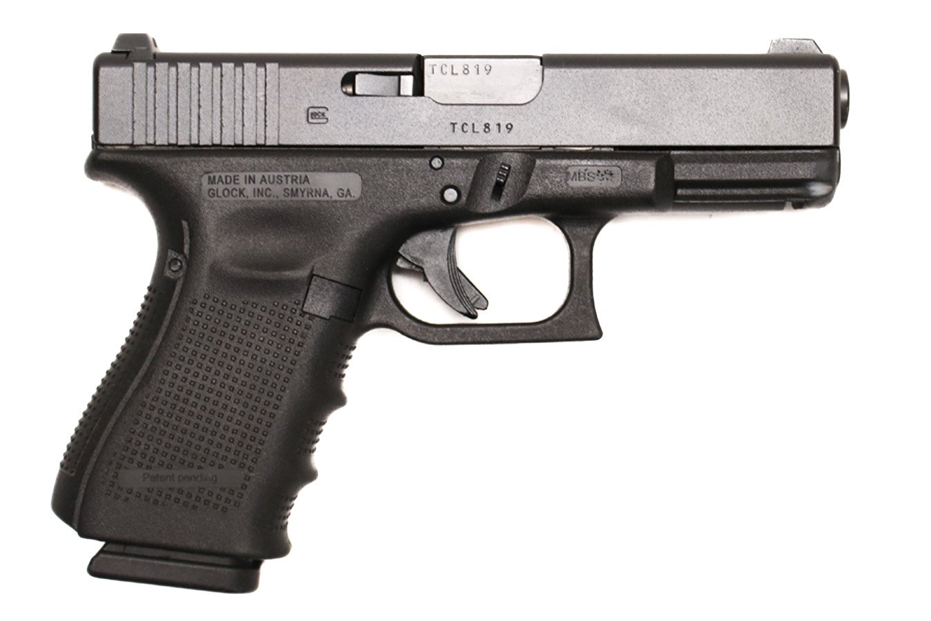 GLOCK 19 Gen 4 9mm Police Trade-In Pistol with Three Magazines and Original Box