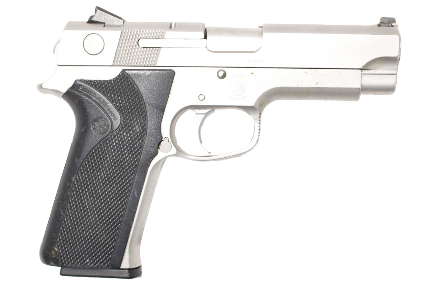 SMITH AND WESSON 1086 10MM Police Trade-in Pistol