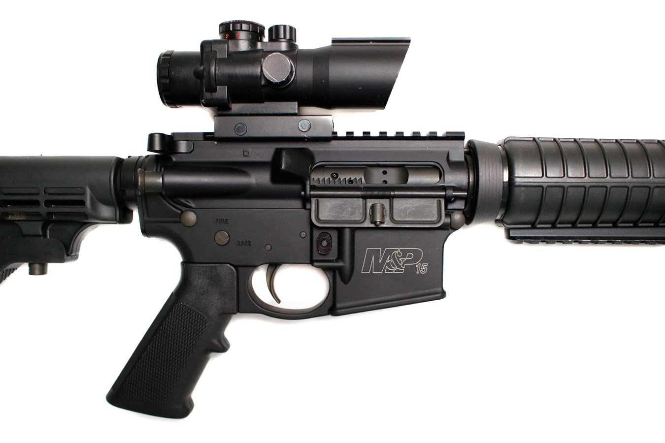 SMITH AND WESSON M&P-15 5.56mm Police Trade-In Rifle with Red Dot