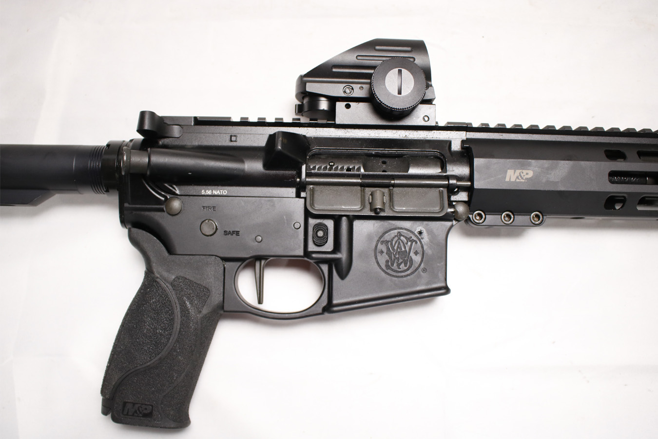 SMITH AND WESSON MP-15 5.56mm Semi-Automatic Police Trade-in AR-15 Pistol (Magazine Not Included)