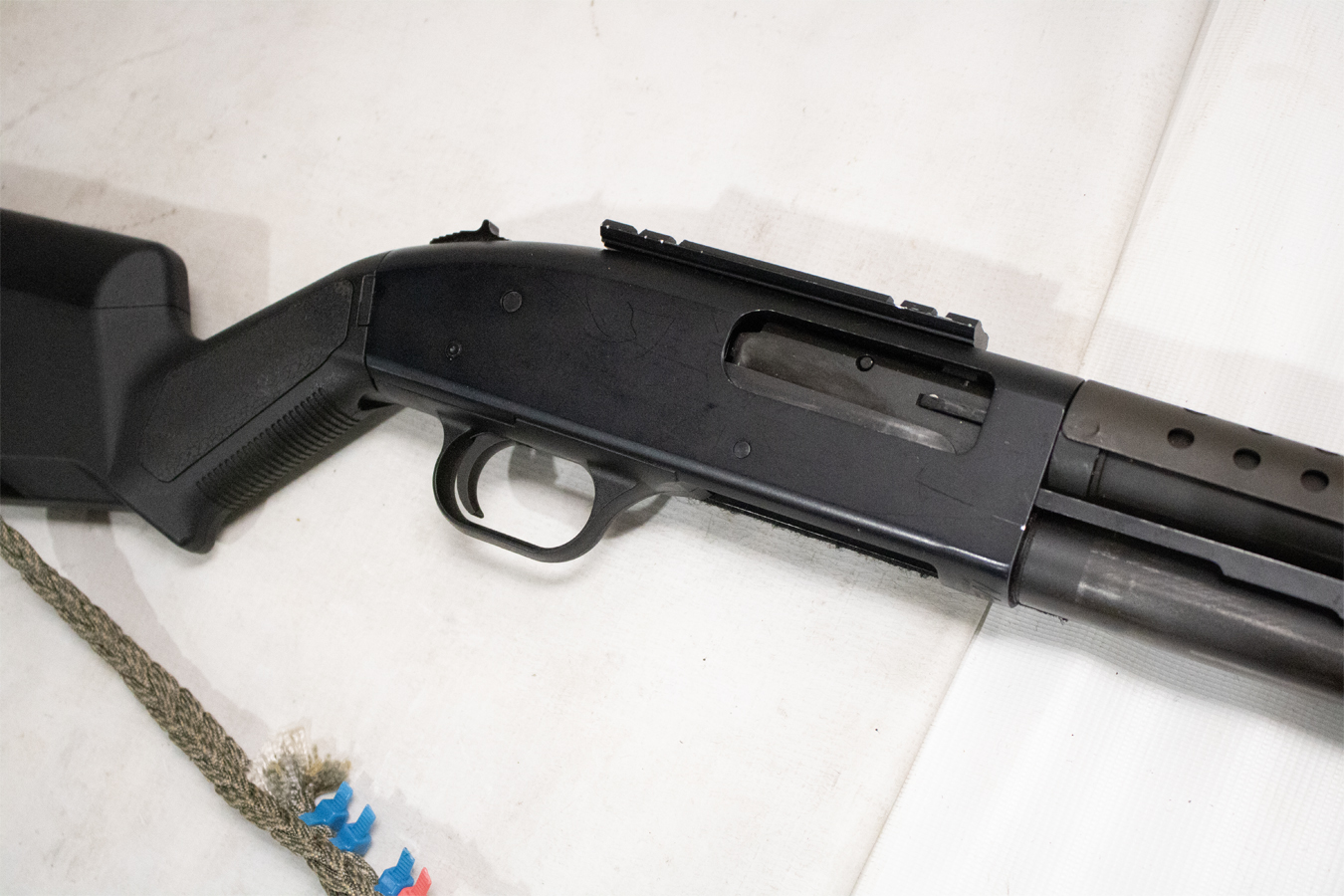 MOSSBERG 590 12-Gauge Pump-Action Shotgun