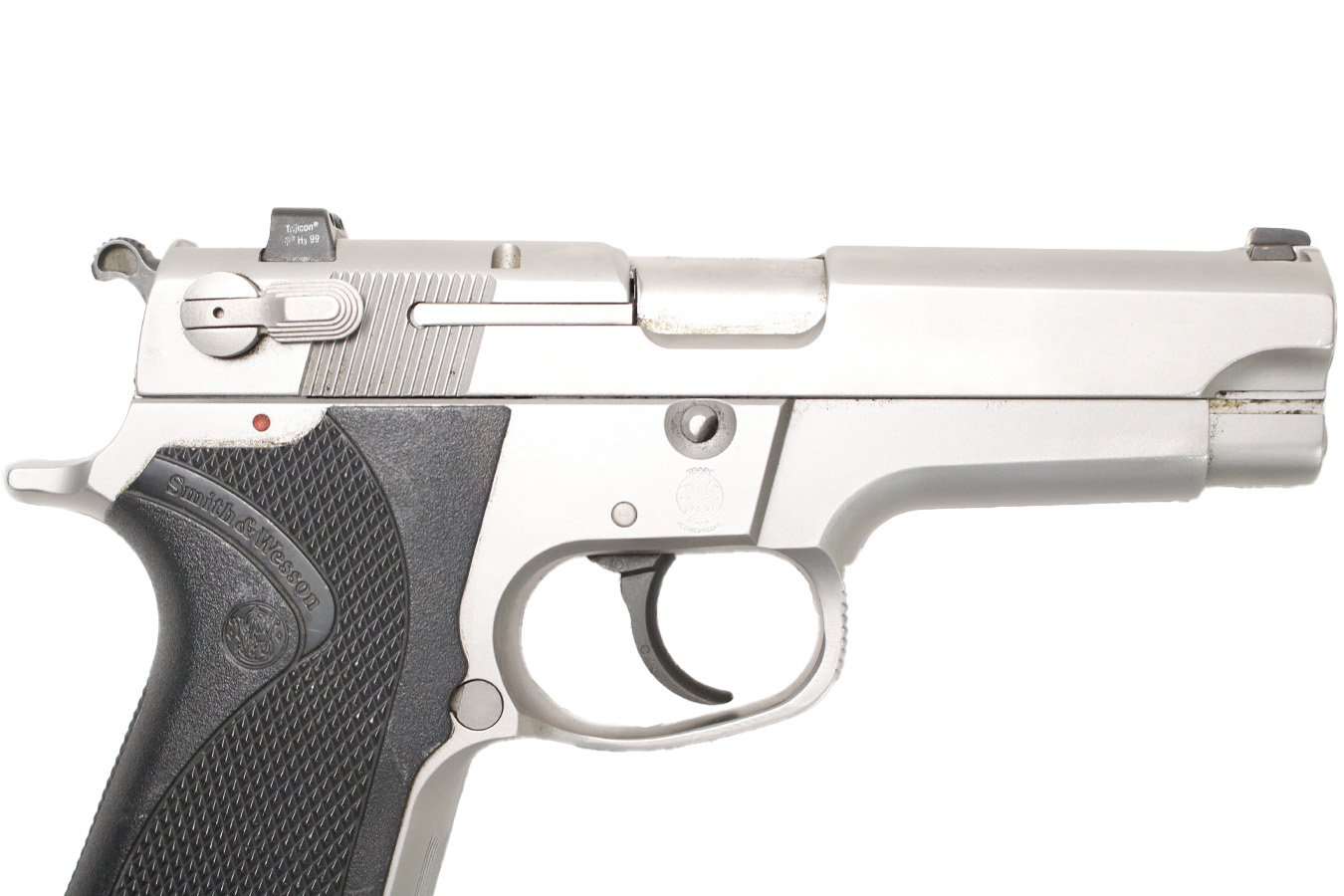 SMITH AND WESSON Model 5906 9MM Police Trade-in Pistol