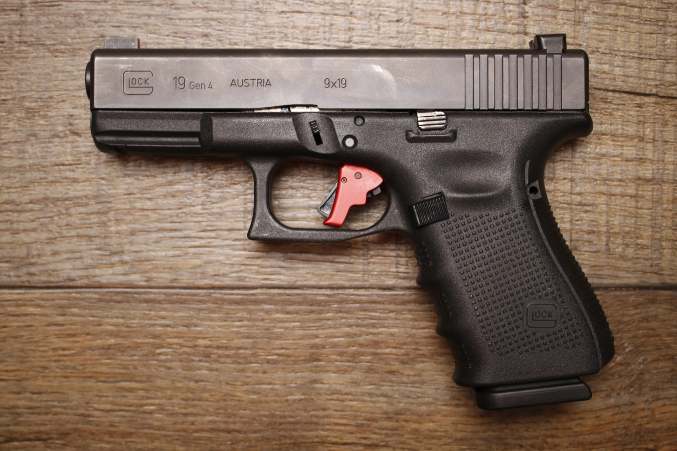 GLOCK 19 Gen 4 9mm Police Trade-In Pistol