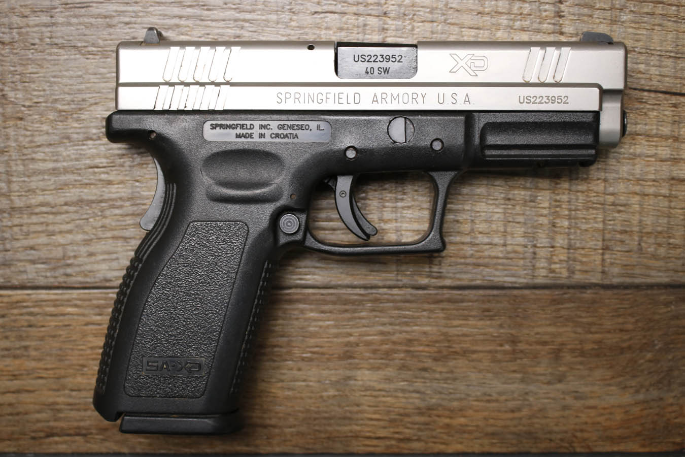 SPRINGFIELD XD-40 40 S&W Police Trade-In Pistol