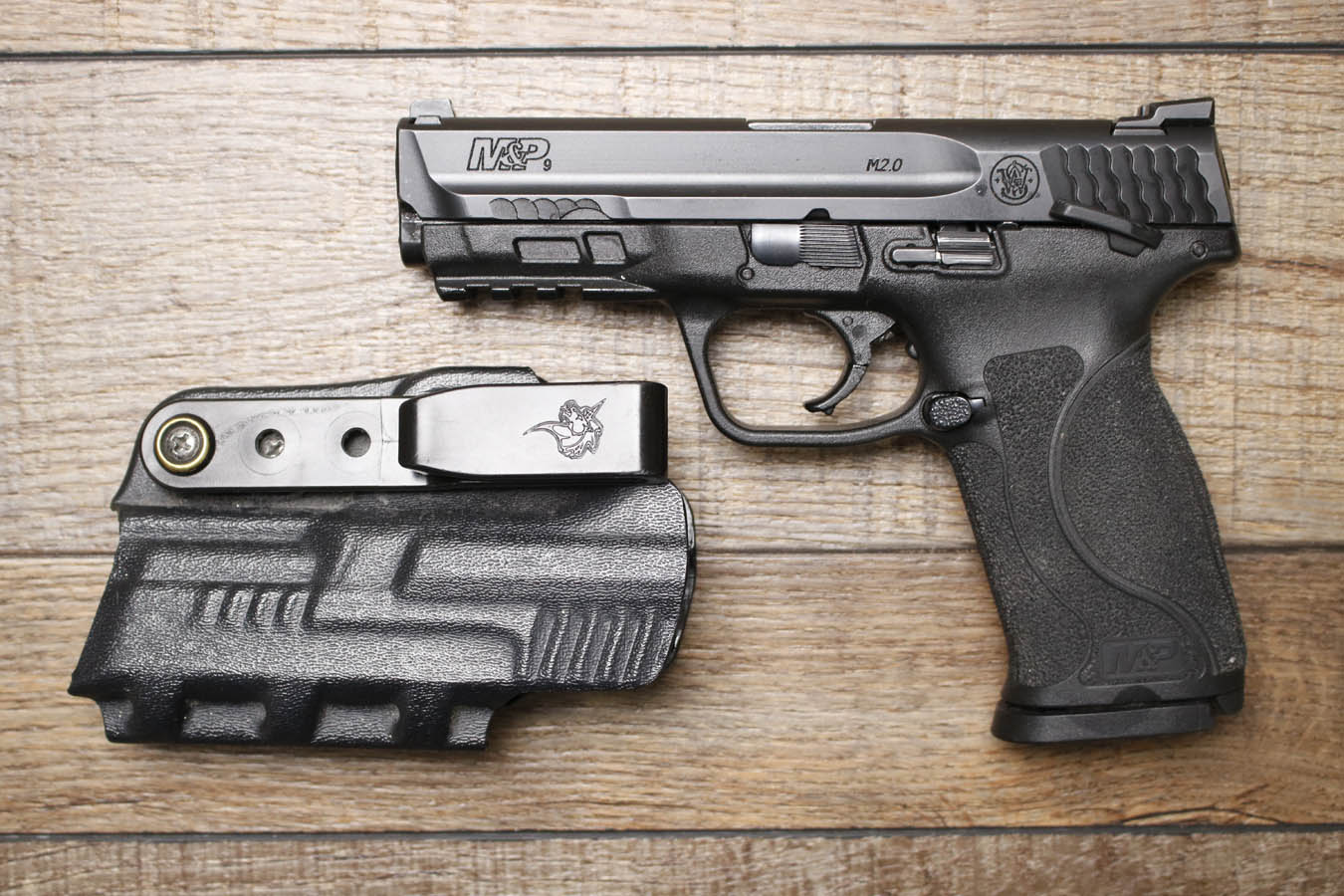 SMITH AND WESSON M&P9 M2.0 9mm Police Trade-In Pistol with Holster